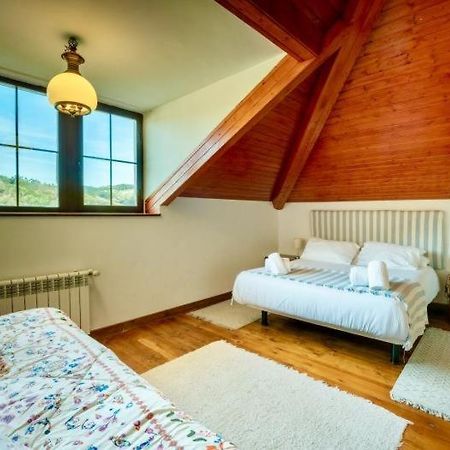 Casona En Puente Viesgo Villa Exteriör bild